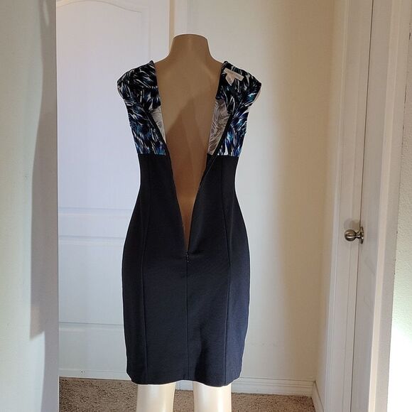LONDON TIME TWO TONE MULTICOLOR SLEEVELESS ROUNDNECK LINE DRESS - Picture 11 of 13